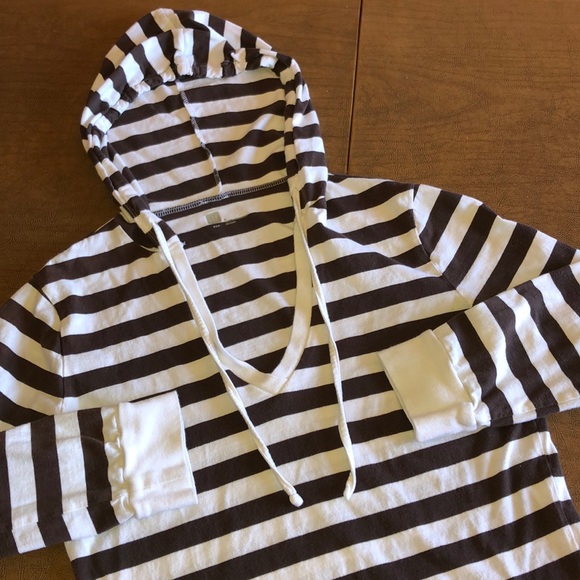 GAP Tops - GAP -  Casual Lightweight Hoodie Sweatshirt SZ S